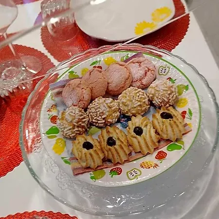 Alojamento de Acomodação e Pequeno-almoço Antonella Bari
