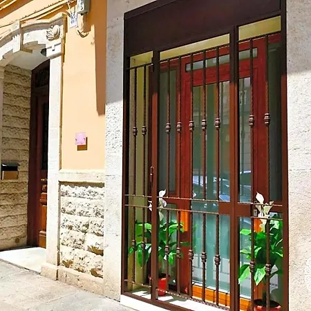 Alojamento de Acomodação e Pequeno-almoço Antonella Bari
